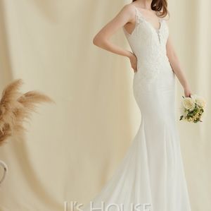 JJs house v neck mermaid chiffon/lave wedding dress
